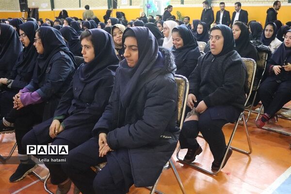 جشن بزرگ شب یلدا ویژه دانش آموزان مدرسه استثنایی علامه طباطبایی۲