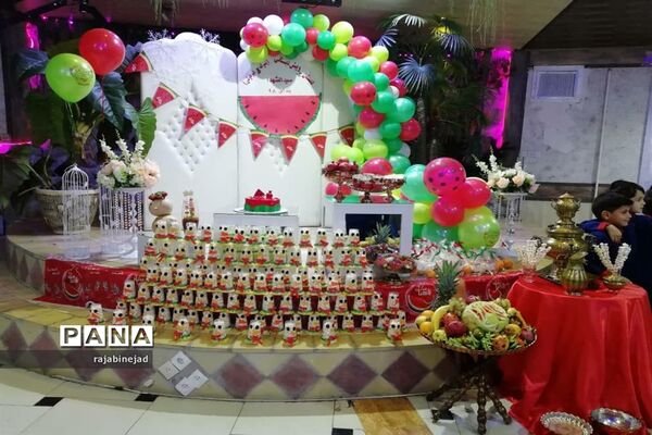 برگزاری جشن شب یلدا دبستان پسرانه سیدالشهدا ابرکوه
