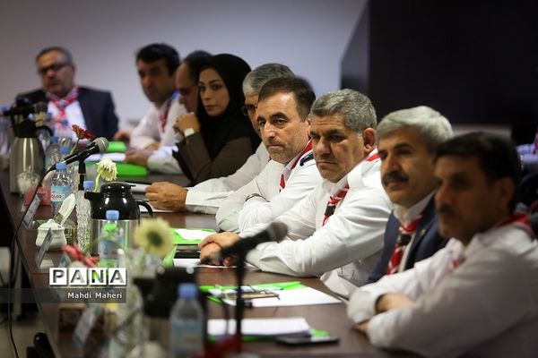 دومین روز نشست هم‌اندیشی مدیران سازمان دانش‌آموزی کشور