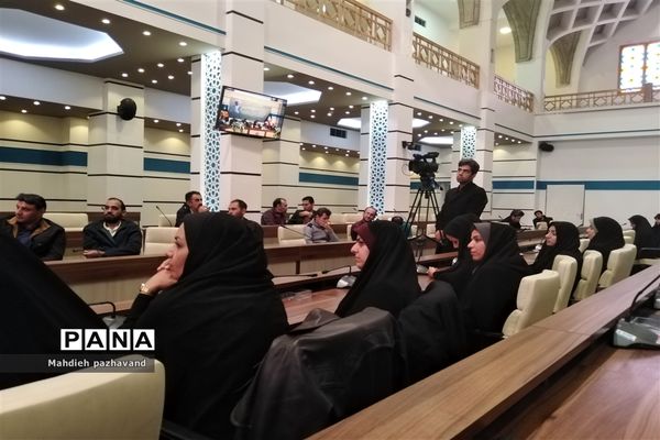 آیین رونمایی از پوستر «این چند کتاب محی الدین »