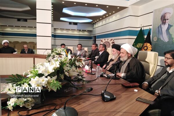 آیین رونمایی از پوستر «این چند کتاب محی الدین »