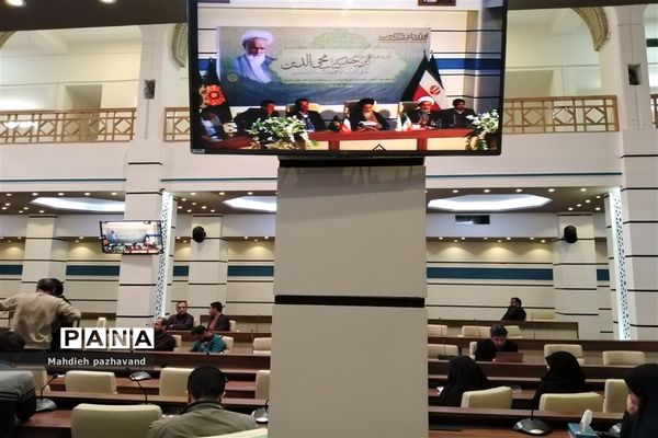 آیین رونمایی از پوستر «این چند کتاب محی الدین »