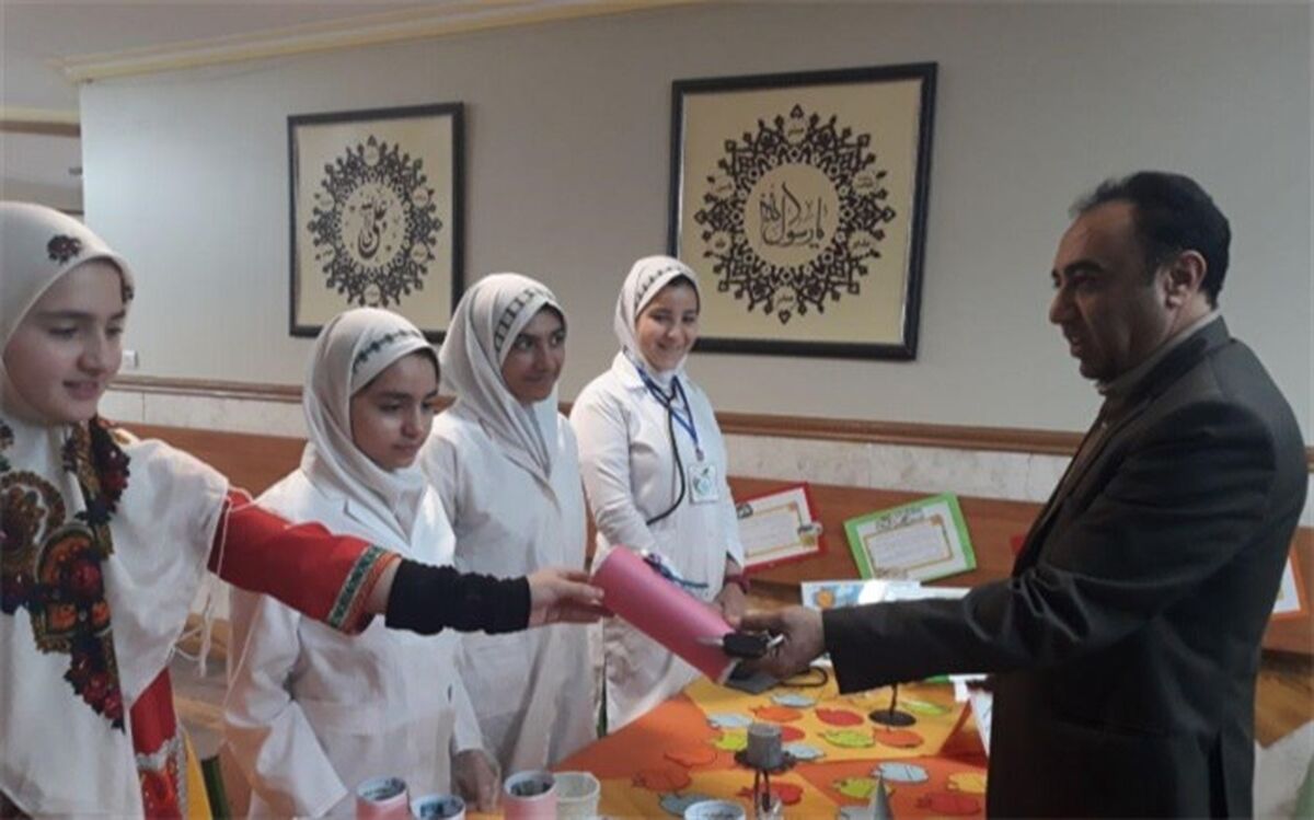 معاون پرورشی و تربیت بدنی آموزش و پرورش اسلامشهر:سفیران سلامت پیام آوران سبک زندگی سالم ایرانی و اسلامی درمدارس هستند