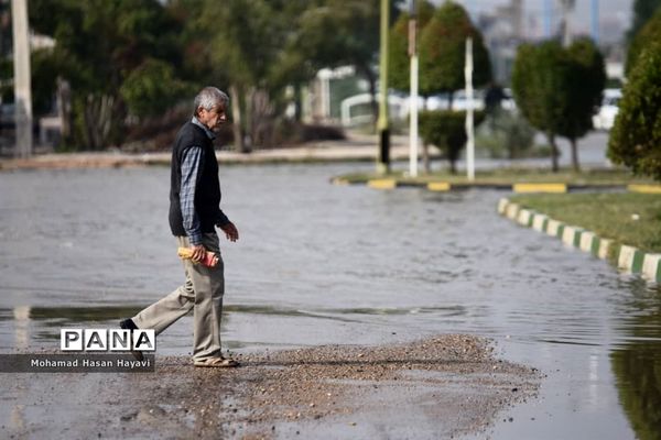 خیابانهای آبادان در محاصره آب گرفتگی