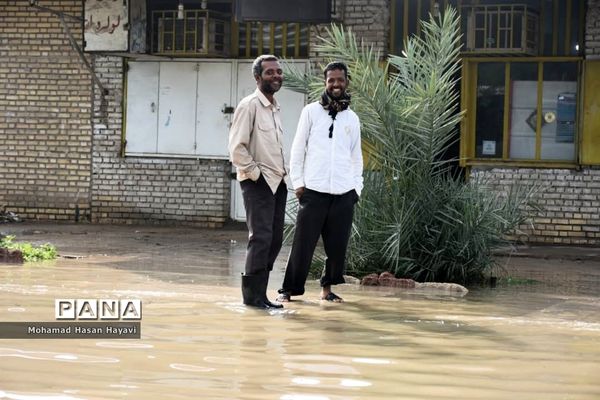 خیابانهای آبادان در محاصره آب گرفتگی