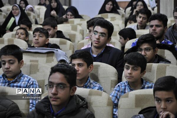 آئین تجلیل ازبرگزیدگان مسابقات قرآن وعترت و فرهنگی هنری اشکذر
