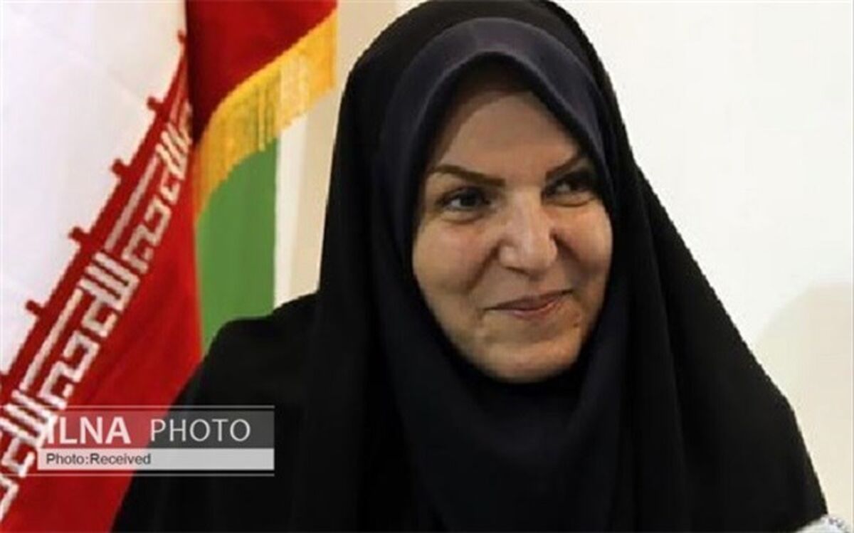 نباید به بدنه اقتصاد لباس سیاست بپوشانیم