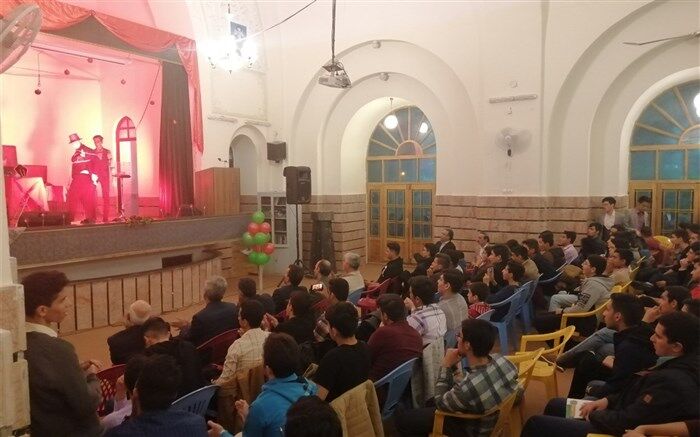یلدای خاطره انگیز دبیرستان ایرانشهر یزد