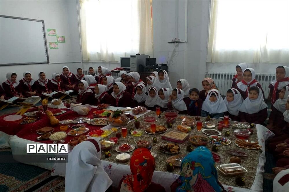 آیین شب یلدا مدارس ابرکوه