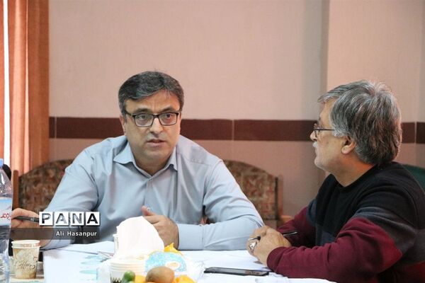 جلسه شورای مرکزی انجمن اولیا و مربیان مازندران