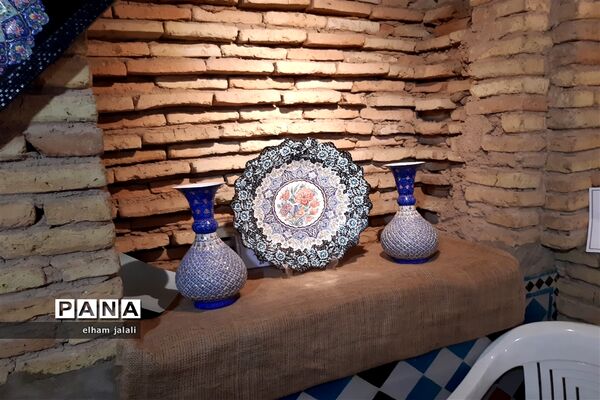 برپایی بازارچه صنایع دستی در سرای فاتح نی ریز