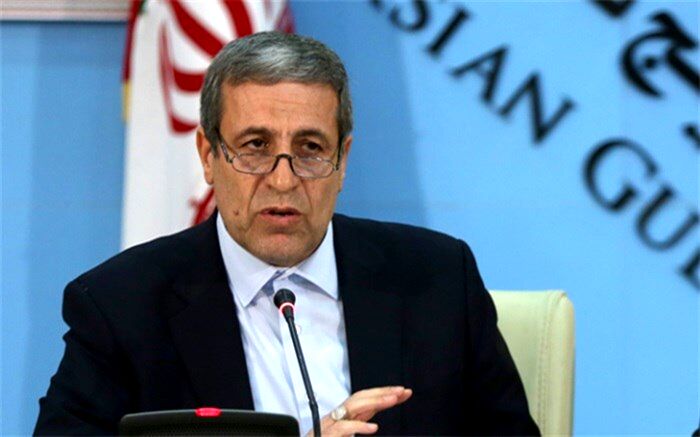 دومین کشتی حامل کالاهای اساسی در بندر بوشهر پهلو می‌گیرد
