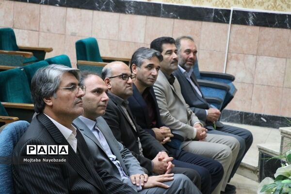 رونمایی از پوستر سی و هشتمین جشنواره مسابقات فرهنگی و هنری دانش‌آموزان خراسان رضوی