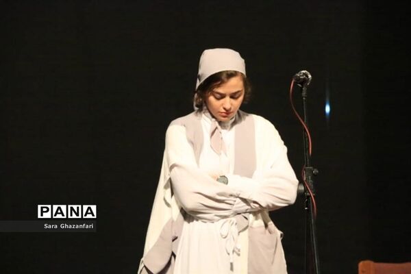 اجرای تئاتر لیگ قهرمانان در ساری