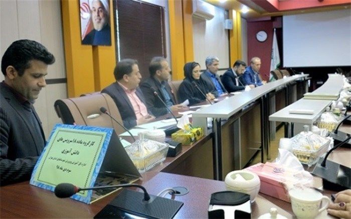 نظارت بر عملکرد سرویس مدارس حق اولیاء دانش‌آموزان  است