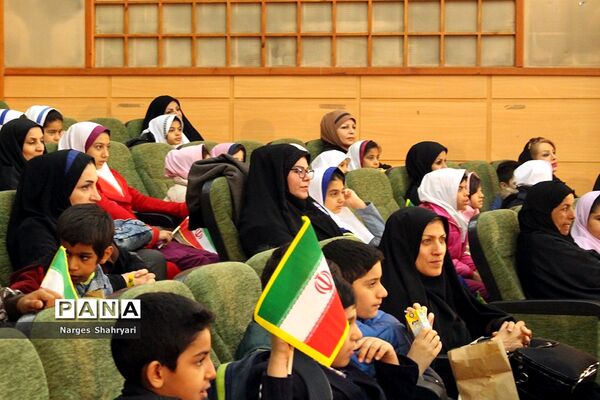 آیین اختتامیه پروژه اجتماعی شناسایی کودکان بازمانده از تحصیل