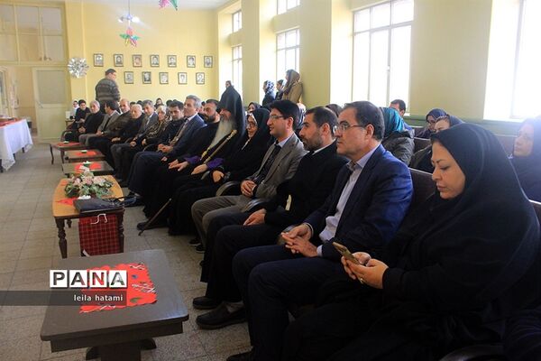 برگزاری جشن سال نو دانش آموزان مدرسه ارامنه اسدی در تبریز