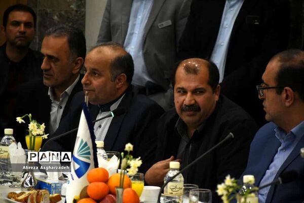 نشست هلدینگ ثروت‌آفرینی مازندران