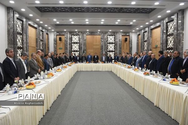 نشست هلدینگ ثروت‌آفرینی مازندران