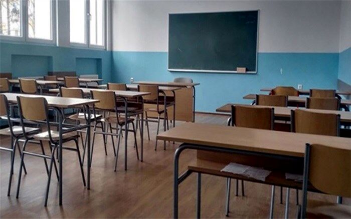 آلودگی هوا مدارس شهرستان اراک را تعطیل کرد