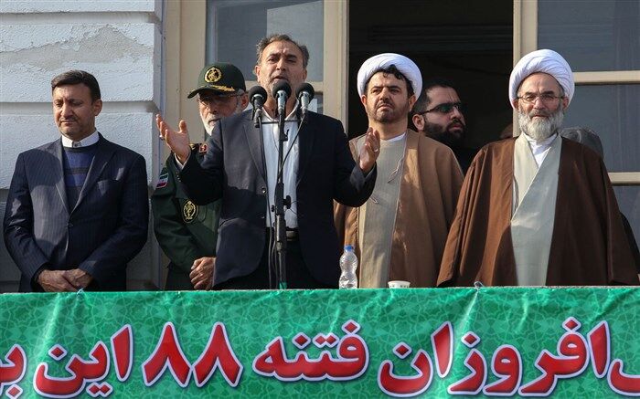 عضو حقوقدان شورای نگهبان :انسجام ملت ایران در کنار رهبری فرزانه عامل شکست توطئه های آمریکاست
