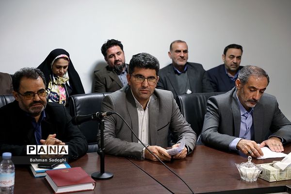 مراسم تکریم و تودیع قائم‌ مقام سازمان دانش‌آموزی