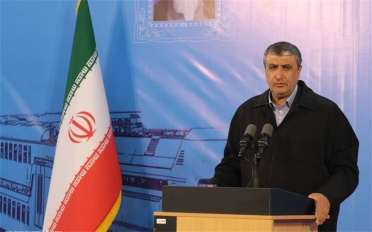 وزیر راه و شهرسازی : هدف دولت انتقال حمل و نقل از خودرو به ریل است