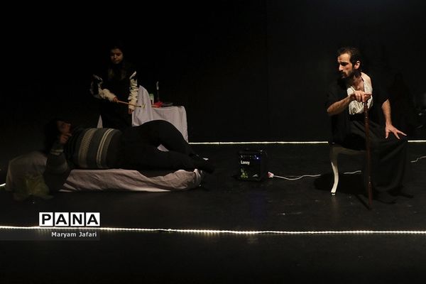 اجرای نمایش «نَسَخ»