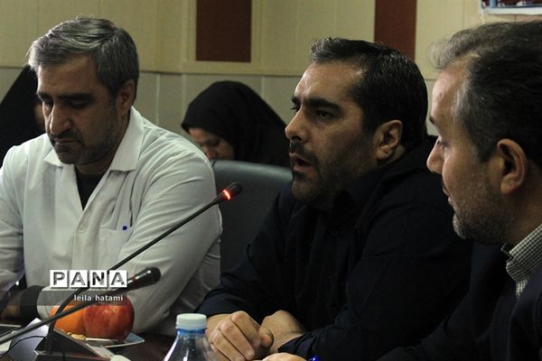 نشست خبری رئیس بیمارستان فوق تخصصی محلاتی با اصحاب رسانه در تبریز