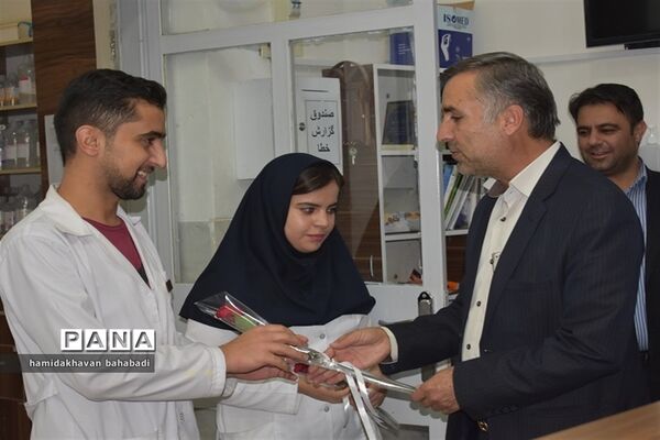تجلیل از پرستاران دربهاباد