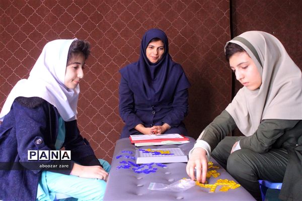 برگزاری مسابقات بازی‌های فکری-سرگرمی رویش در شیراز