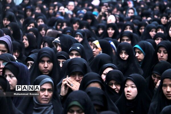 راهپیمایی مردم ولایتمدار منطقه 18 در پی شهادت سپهبد قاسم سلیمانی