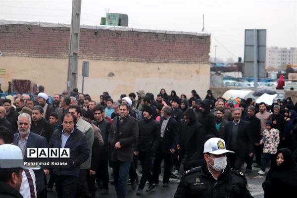 راهپیمایی مردم ولایتمدار منطقه 18 در پی شهادت سپهبد قاسم سلیمانی