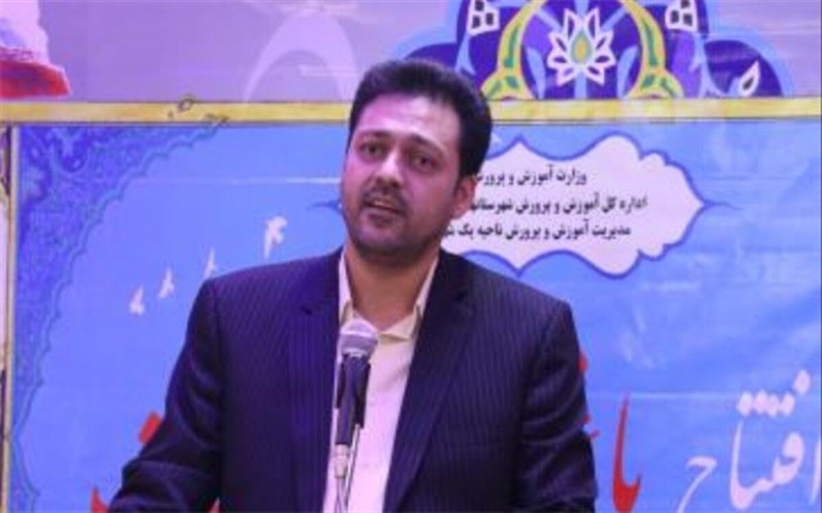 فرماندار ری: فرهنگیان در برگزاری پرشور انتخابات نقش آفرینند