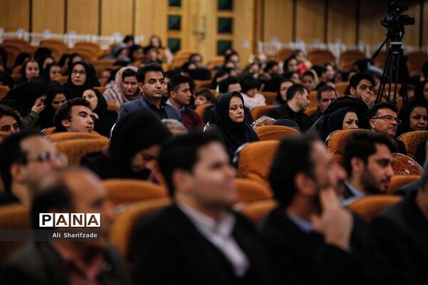 مراسم گرامیداشت روز پرستار