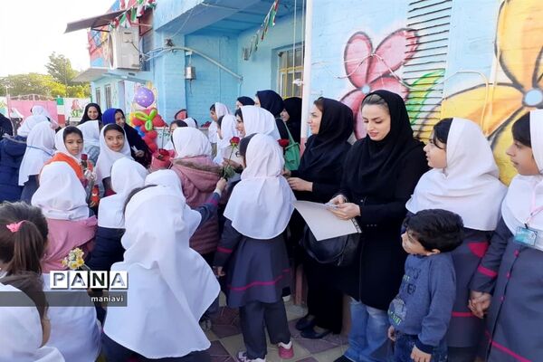 تقدیر از پرستاران به مناسبت ولادت حضرت زینب(س) و روز پرستار در آبادان