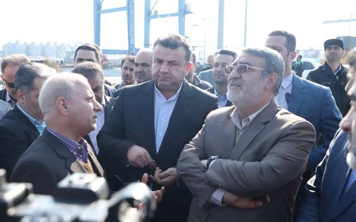 وزیر کشور از بندر امیرآباد بازید کرد