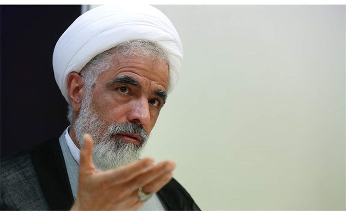 فرمان بمباران پیامکی به اعضای مجمع از یک ستاد معین صادر شده است