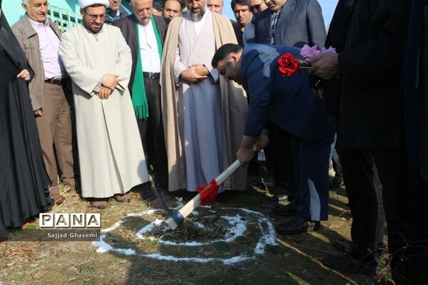 آیین کلنگ زنی احداث بنای جدید امام زاده چهارکوه شهرستان کردکوی