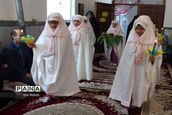 جشن تکلیف دانش‌آموزان دختر شهرستان گلوگاه
