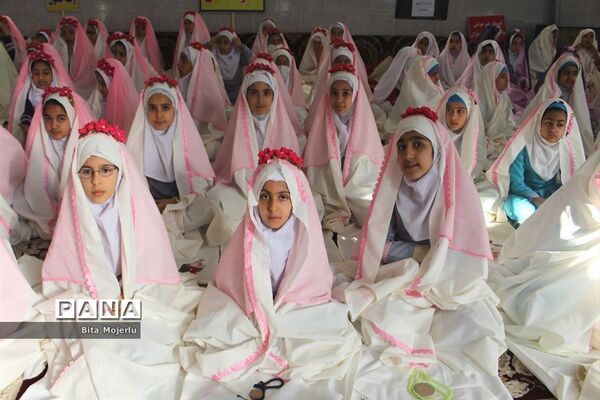 جشن تکلیف دانش‌آموزان دختر شهرستان گلوگاه