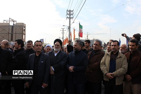 راهپیمایی مردم اسلامشهردرمحکومیت جنایت آمریکا و شهادت سردار سلیمانی