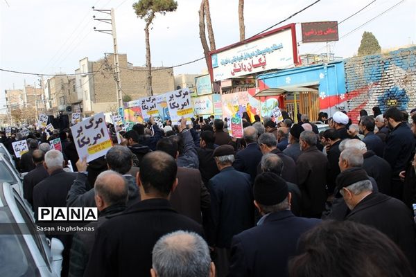 راهپیمایی مردم اسلامشهردرمحکومیت جنایت آمریکا و شهادت سردار سلیمانی