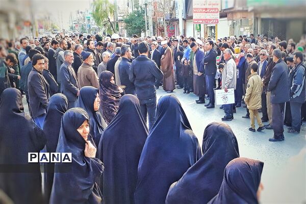 تظاهرات  پرشور مردم گلستان در پی خبر شهادت سردار قاسم سلیمانی