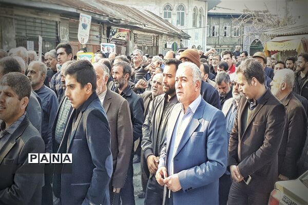 تظاهرات  پرشور مردم گلستان در پی خبر شهادت سردار قاسم سلیمانی