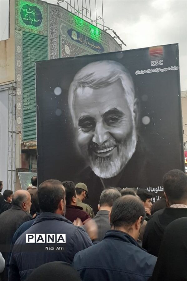 تجمع و سوگواری مردم اهواز به مناسبت شهادت سردار سلیمانی