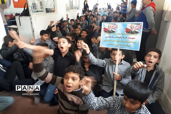 مدارس داراب در سوگ سردار دلها