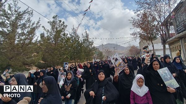 اجتماع عظیم مردم ولایتمدار شهرستان مارگون در پی شهادت آیت الله العظمی امام خامنه‌ای 