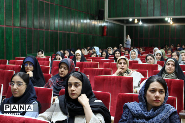 همایش آشنایی با المپیادهای علمی؛ دروازه‌ای به سوی نخبگان