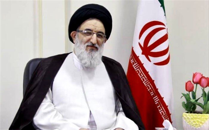 ۲۲ بهمن نماد پیروزی حق برعلیه باطل است